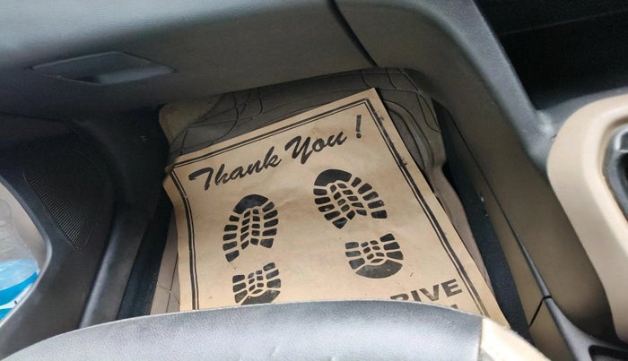 2013 Hyundai Grand i10 SPORTZ 1.2 KAPPA VTVT, CNG, Manual, 1,03,235 km, interior