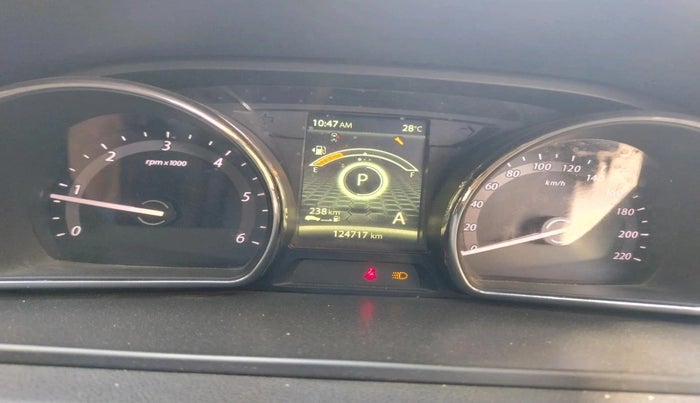 2018 Tata Hexa XTA 4X2 7 STR, Diesel, Automatic, 1,24,717 km, interior