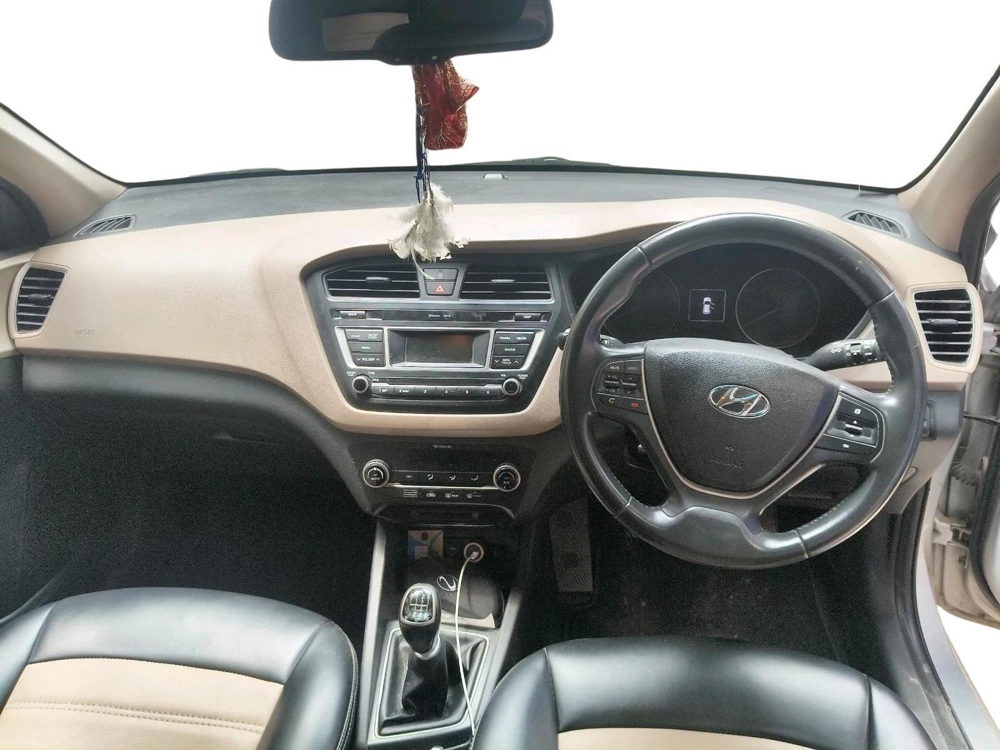 2016 Hyundai Elite i20 ASTA 1.4 CRDI, Diesel, Manual, 1,52,335 km, interior