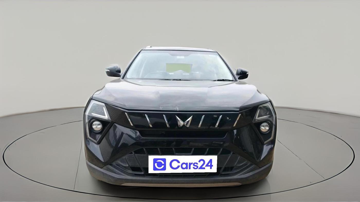 2024 Mahindra XUV 3XO AX5 1.5 Turbo Diesel Autoshift Plus, Diesel, Automatic, 57,077 km, exterior
