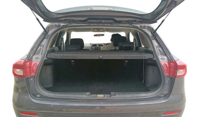 2018 Maruti Vitara Brezza ZDI, Diesel, Manual, 1,32,282 km, exterior