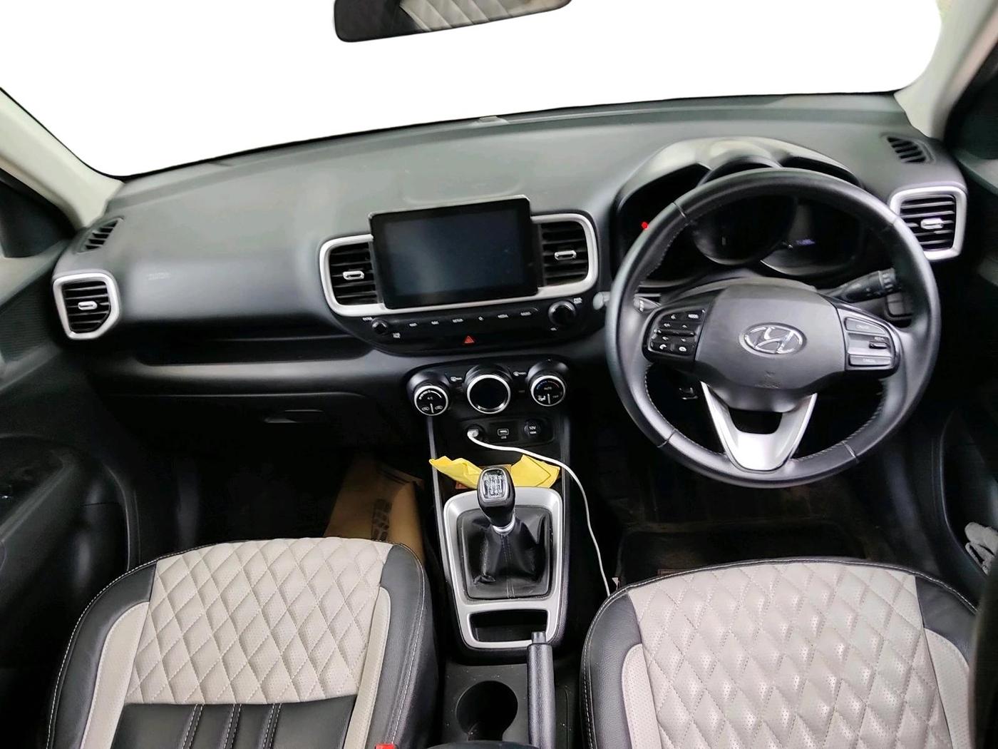 2019 Hyundai VENUE SX 1.4 CRDI, Diesel, Manual, 71,395 km, interior