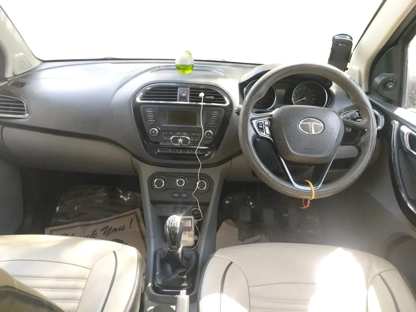 2018 Tata TIGOR XZ PETROL, Petrol, Manual, 1,15,000 km, interior