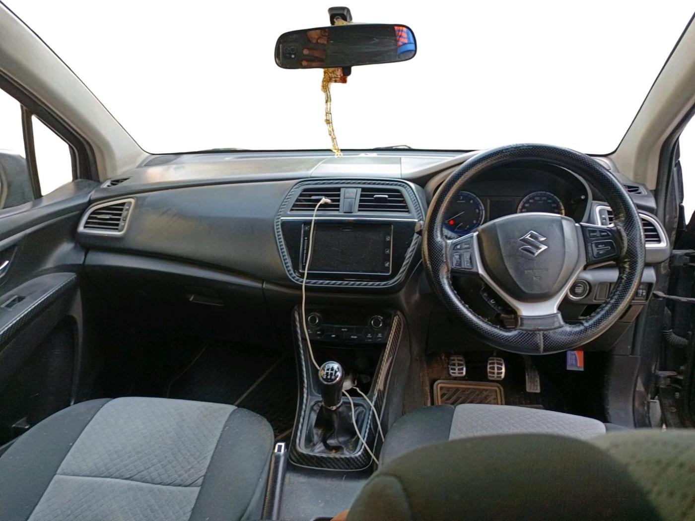 2016 Maruti S Cross ZETA 1.3, Diesel, Manual, 1,53,126 km, interior
