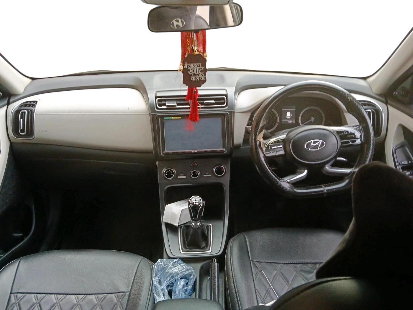 2022 Hyundai Creta E 1.5 DIESEL, Diesel, Manual, 1,02,271 km, interior