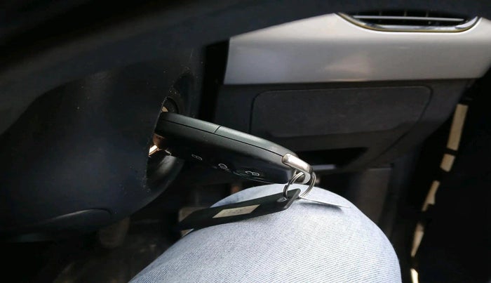 2021 Tata NEXON XM PETROL, Petrol, Manual, 62,049 km, interior