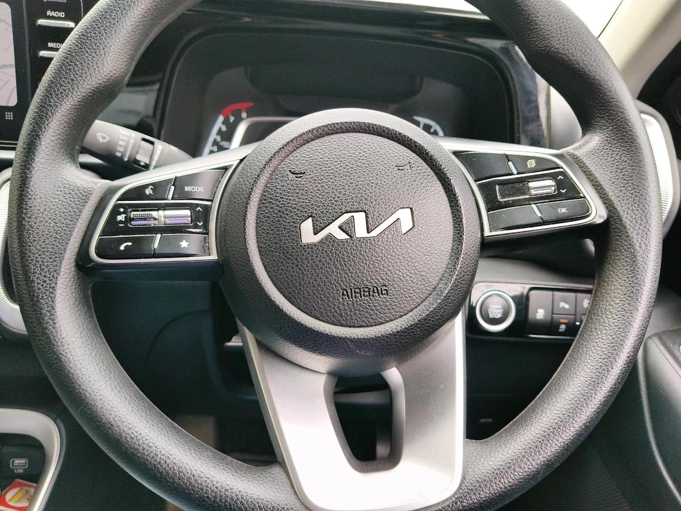 2024 KIA SONET HTK PLUS 1.0 TURBO PETROL IMT, Petrol, Manual, 28,136 km, interior