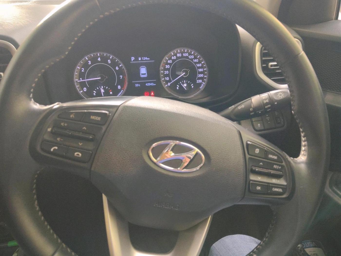 2020 Hyundai VENUE SX PLUS 1.0 TURBO DCT, Petrol, Automatic, 42,542 km, interior
