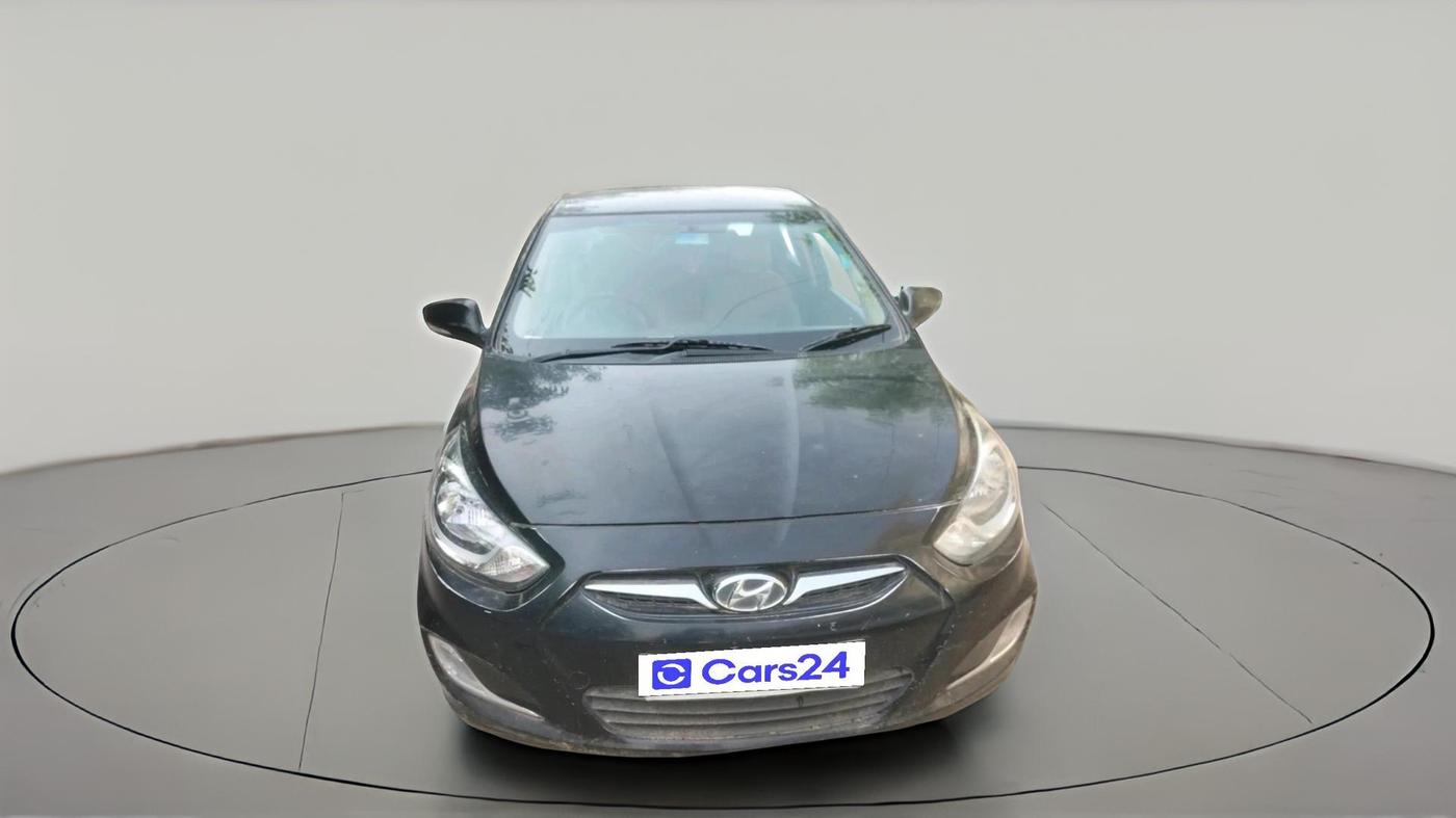 2011 Hyundai Verna FLUIDIC 1.6 VTVT SX, Petrol, Manual, 1,17,893 km, exterior