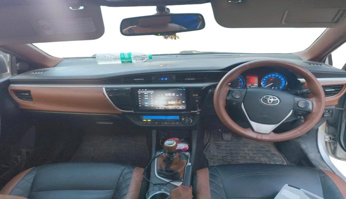 2014 Toyota Corolla Altis G PETROL, CNG, Manual, 97,269 km, interior