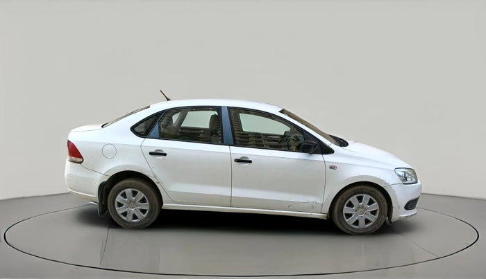 2011 Volkswagen Vento TRENDLINE 1.6, Petrol, Manual, 69,522 km, exterior