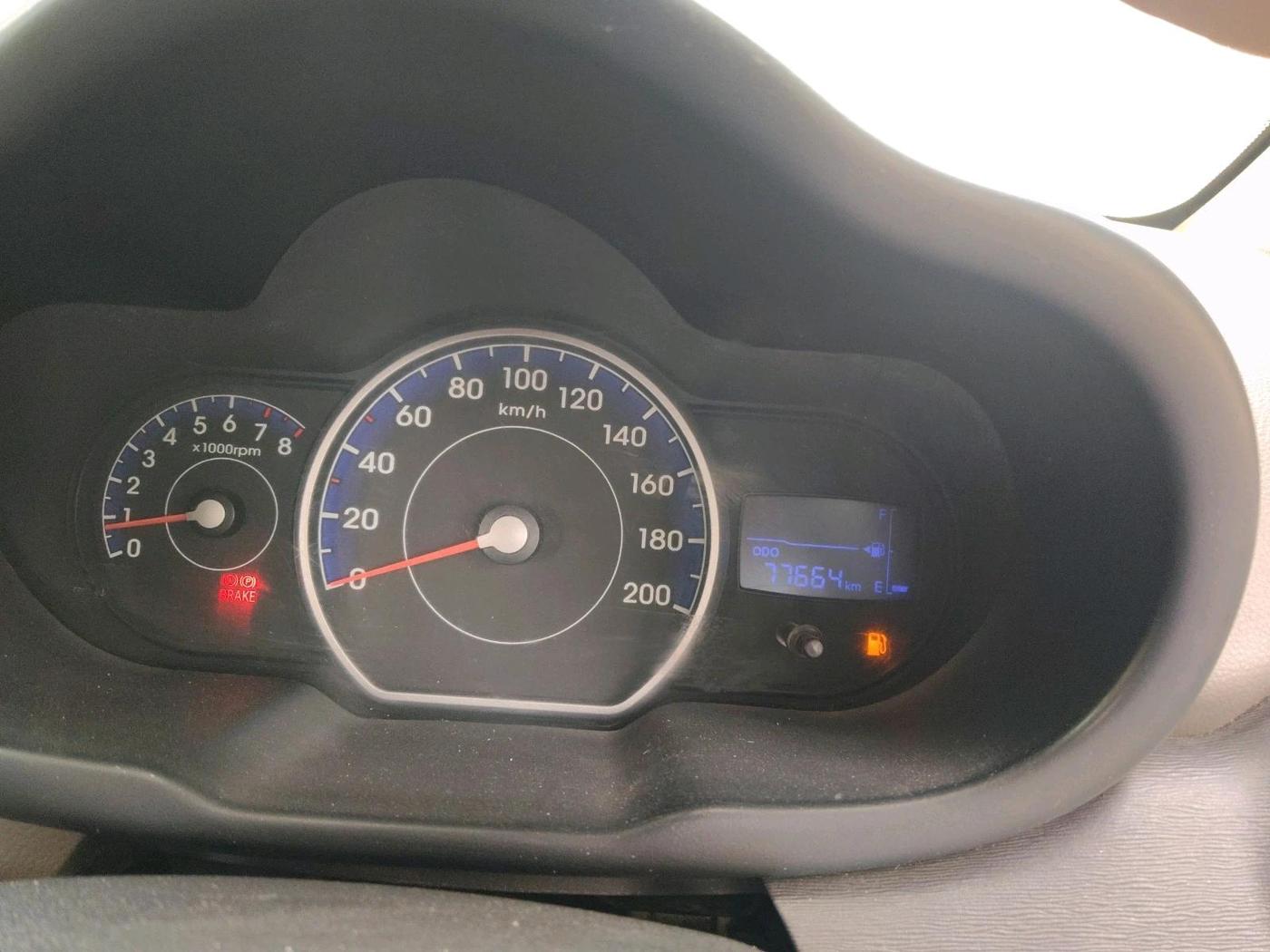 2012 Hyundai i10 SPORTZ 1.1, Petrol, Manual, 77,664 km, interior