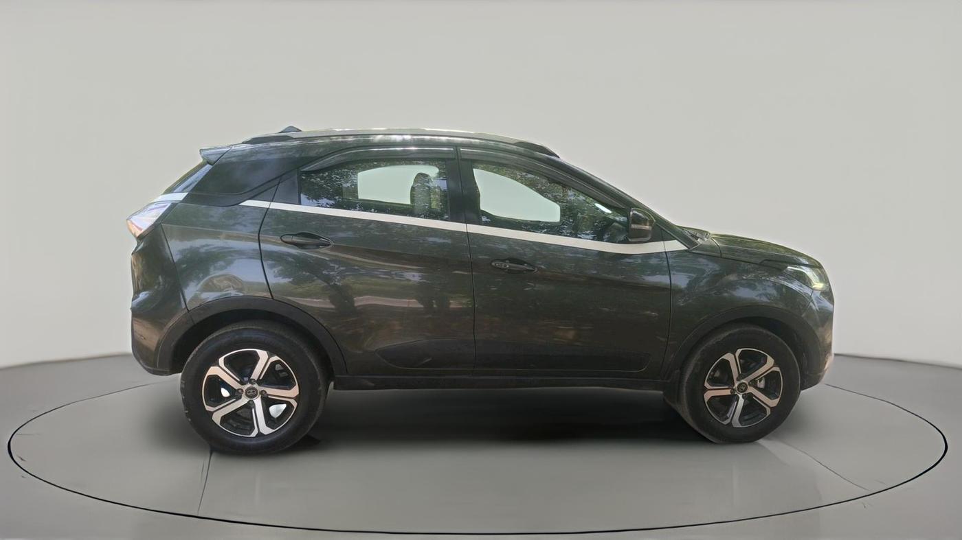 2022 Tata NEXON XZ PLUS (PREMIUM) PETROL, Petrol, Manual, 1,07,199 km, exterior