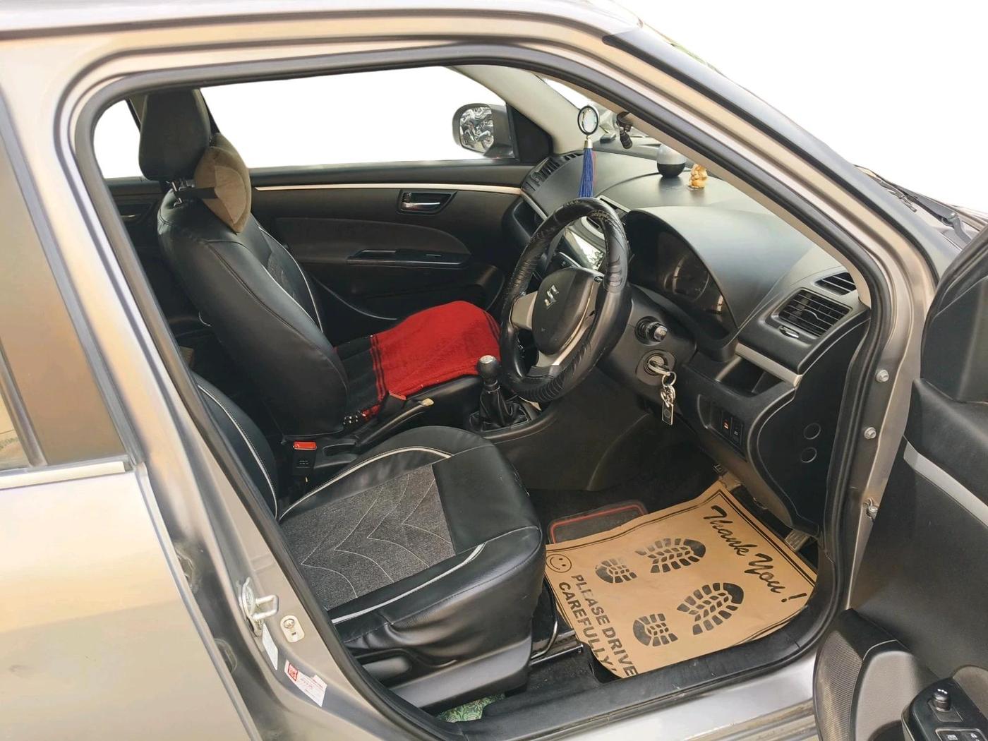 2013 Maruti Swift VXI, Petrol, Manual, 1,55,399 km, interior