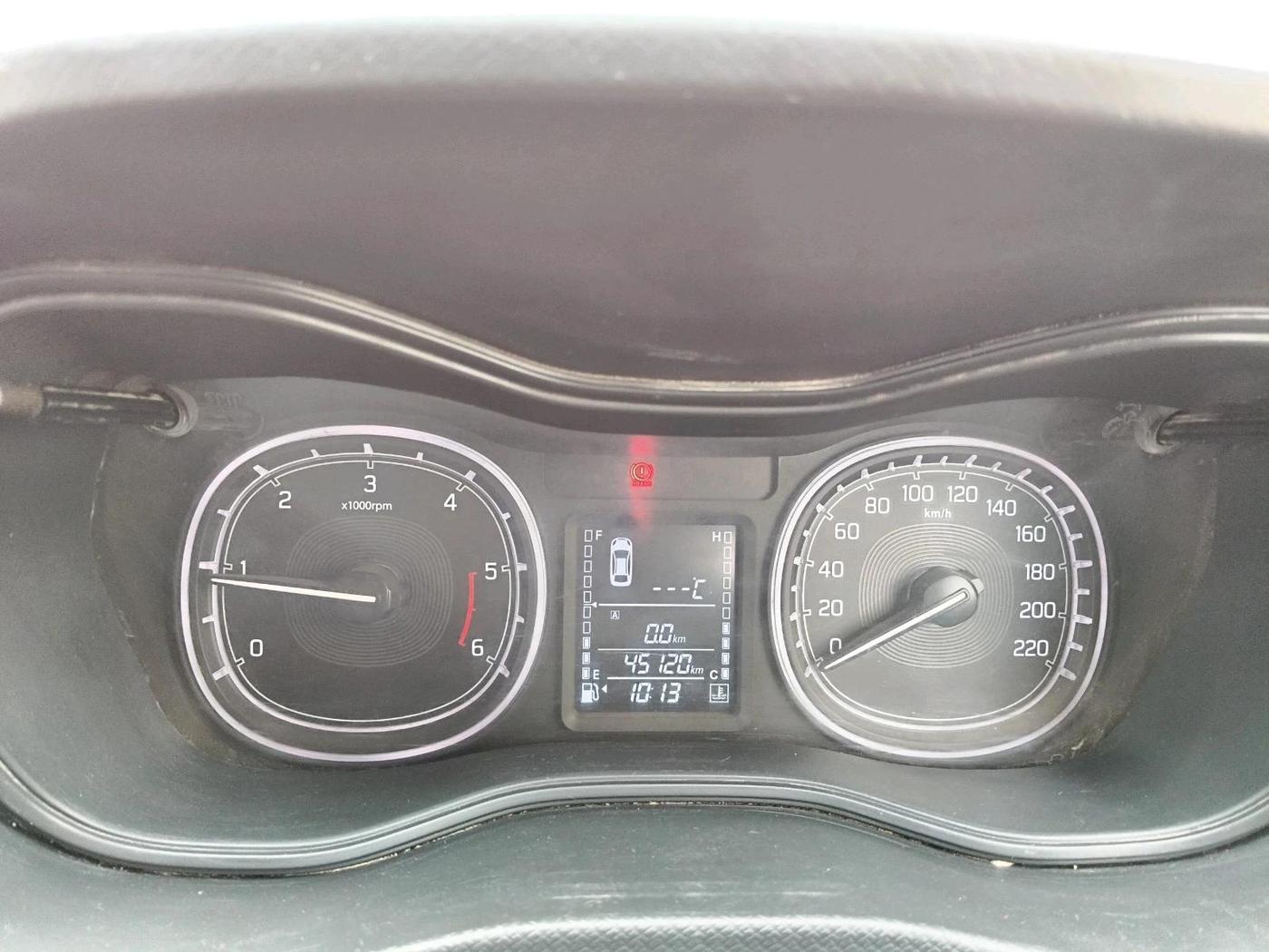 2018 Maruti Vitara Brezza VDI (O), Diesel, Manual, 45,120 km, interior