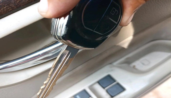 2013 Maruti Swift Dzire VXI, CNG, Manual, 89,562 km, interior