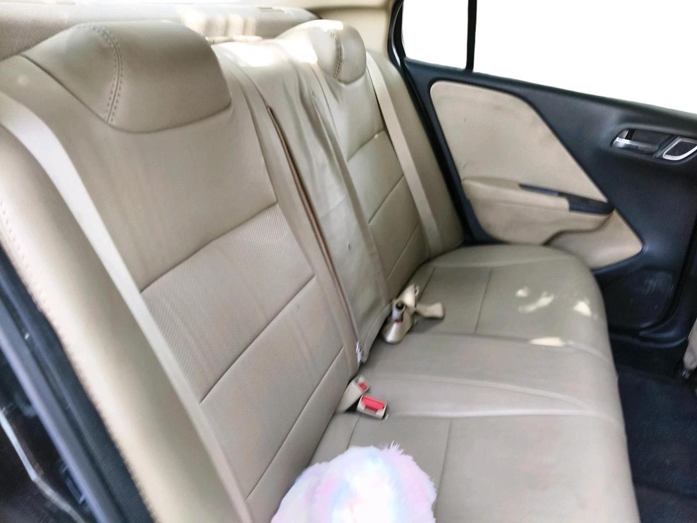 2022 Honda City 1.5L I-VTEC V MT 5TH GEN, Petrol, Manual, 21,559 km, interior