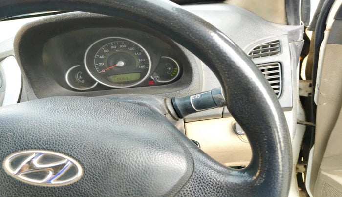 2011 Hyundai Eon MAGNA, CNG, Manual, 1,10,063 km, interior