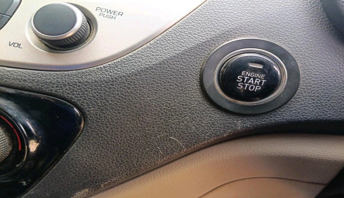 2019 Hyundai Verna 1.6 CRDI SX (O) AT, Diesel, Automatic, 1,21,614 km, interior