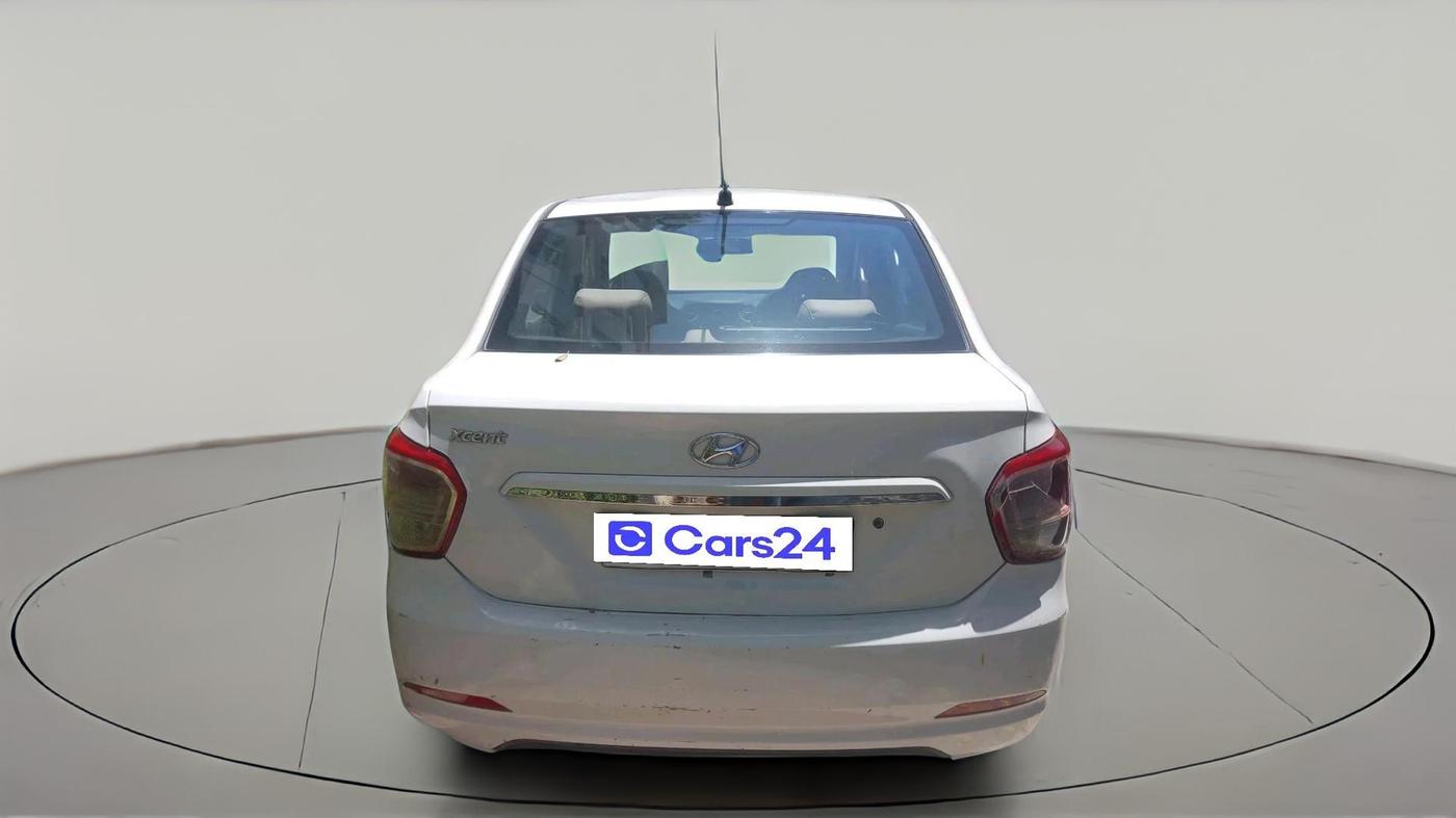 2014 Hyundai Xcent BASE 1.2, Petrol, Manual, 1,40,467 km, exterior