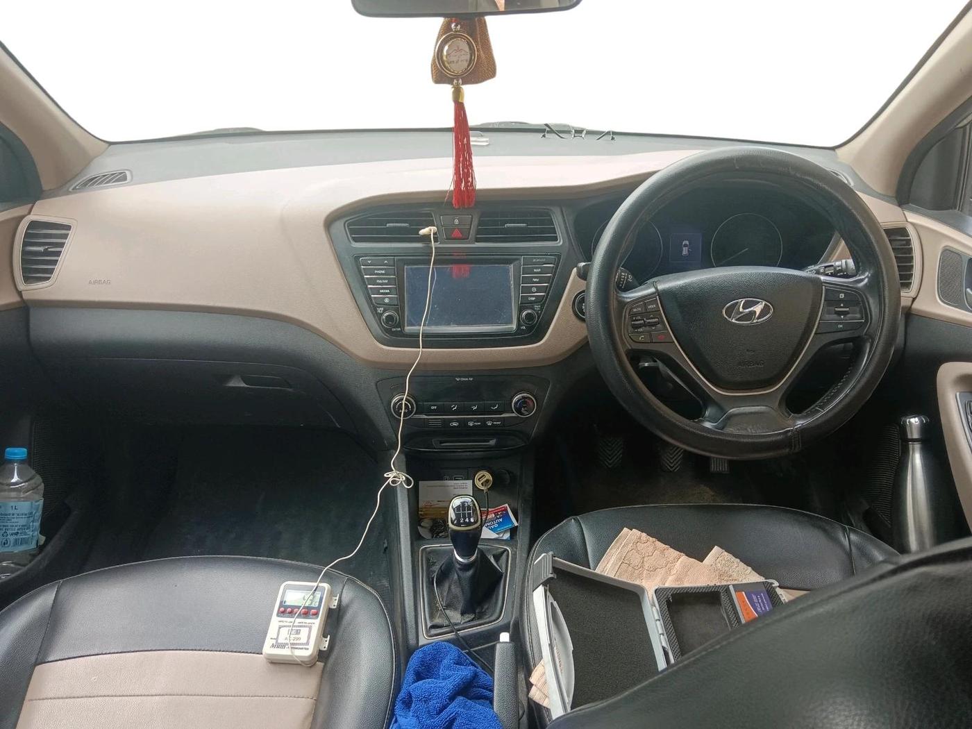 2016 Hyundai Elite i20 ASTA 1.4 CRDI, Diesel, Manual, 1,37,400 km, interior