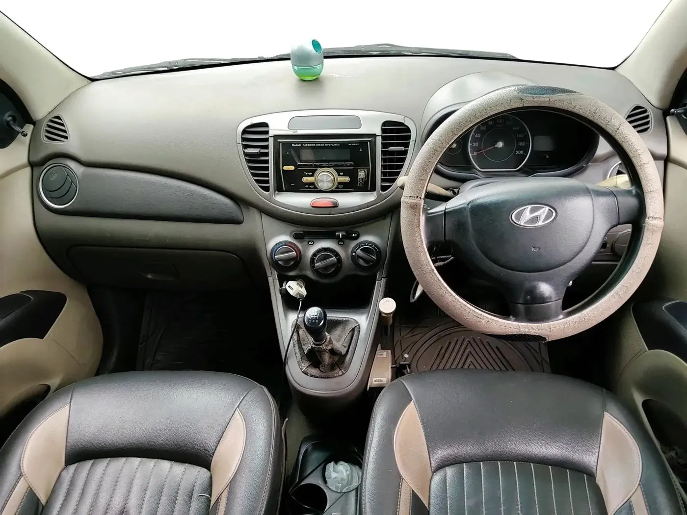 2011 Hyundai i10 ERA 1.1, CNG, Manual, 1,28,450 km, interior