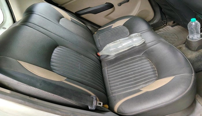 2011 Hyundai i10 ERA 1.1, CNG, Manual, 1,28,450 km, interior