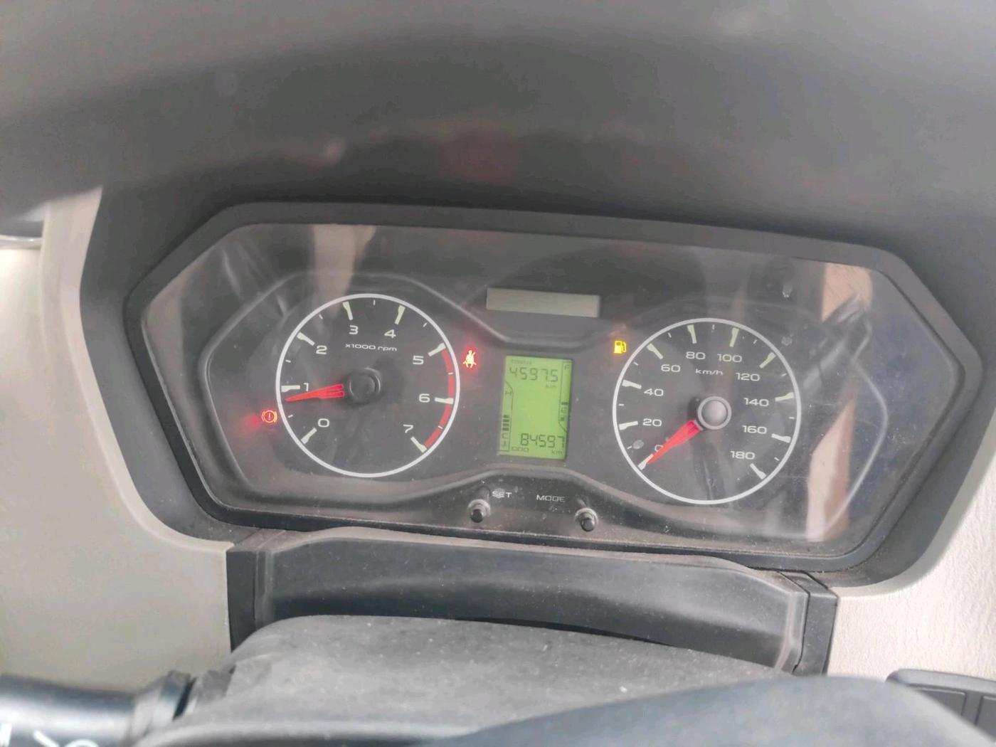 2020 Mahindra Scorpio S5, Diesel, Manual, 84,597 km, interior