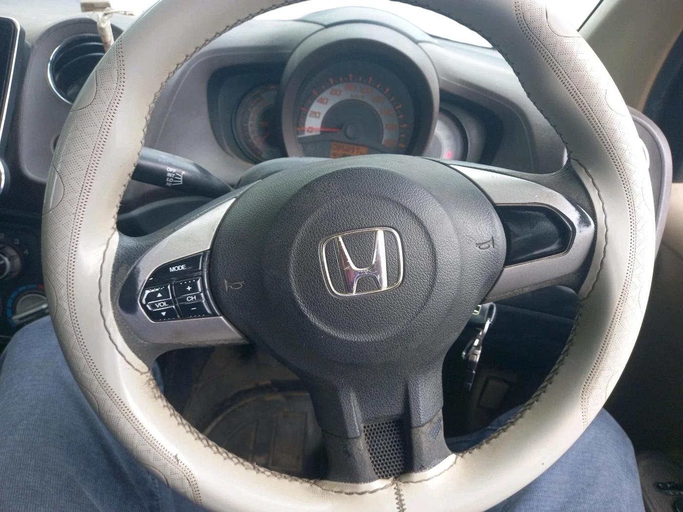 2013 Honda Brio S MT, Petrol, Manual, 85,897 km, interior