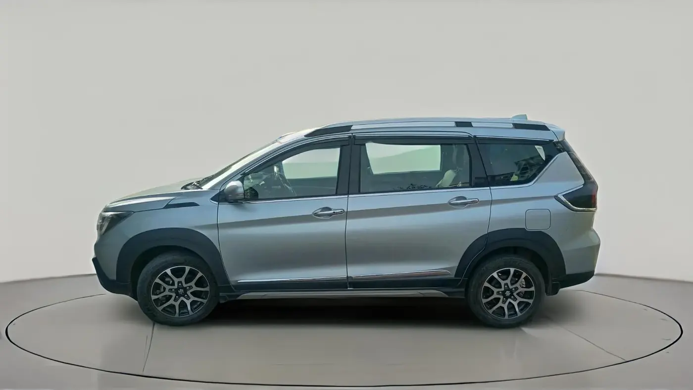 2022 Maruti XL6 ALPHA MT, Petrol, Manual, 65,685 km, exterior