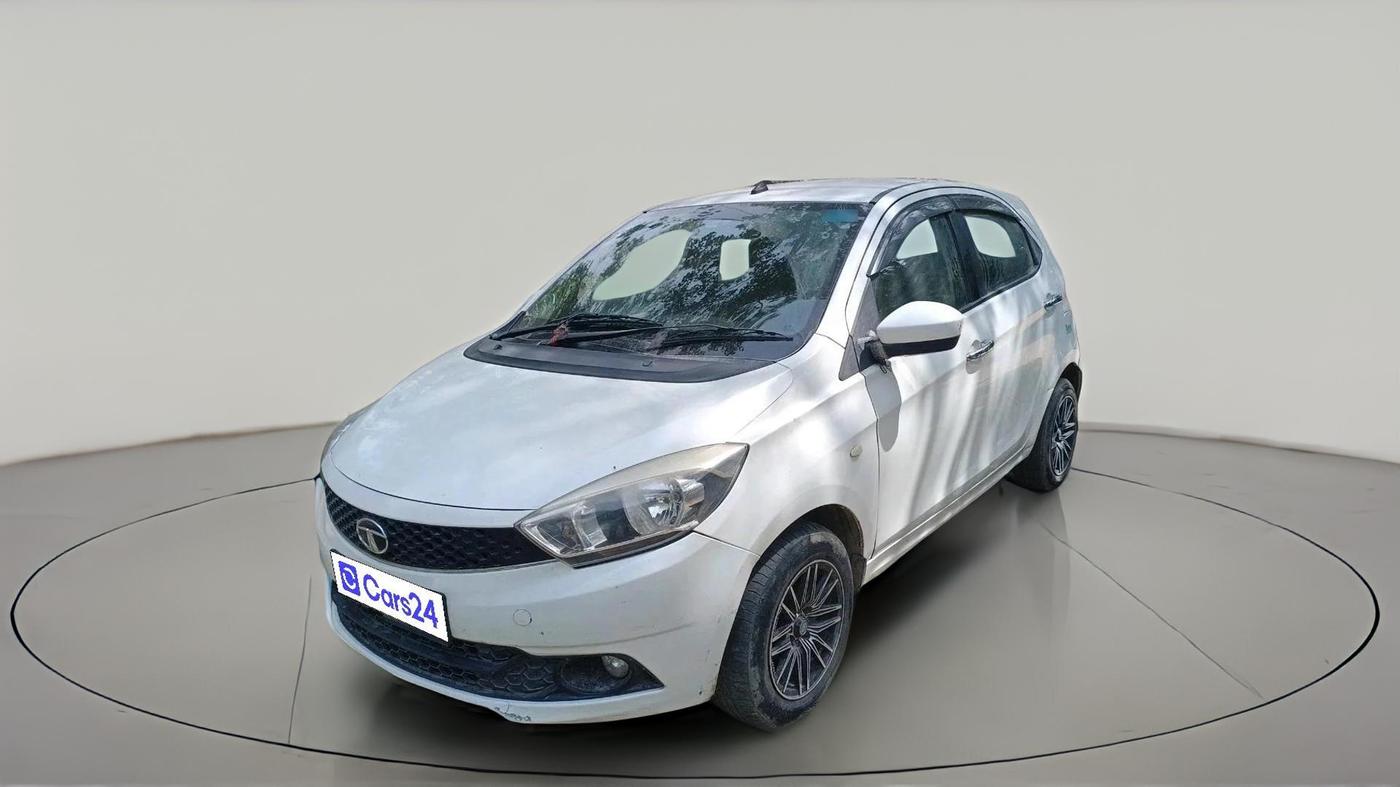 2016 Tata Tiago XT PETROL, CNG, Manual, 99,132 km, exterior