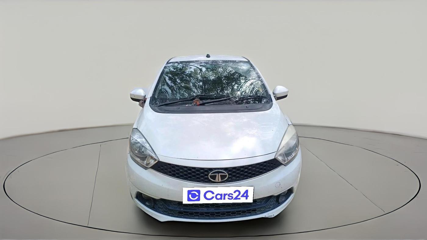 2016 Tata Tiago XT PETROL, CNG, Manual, 99,132 km, exterior