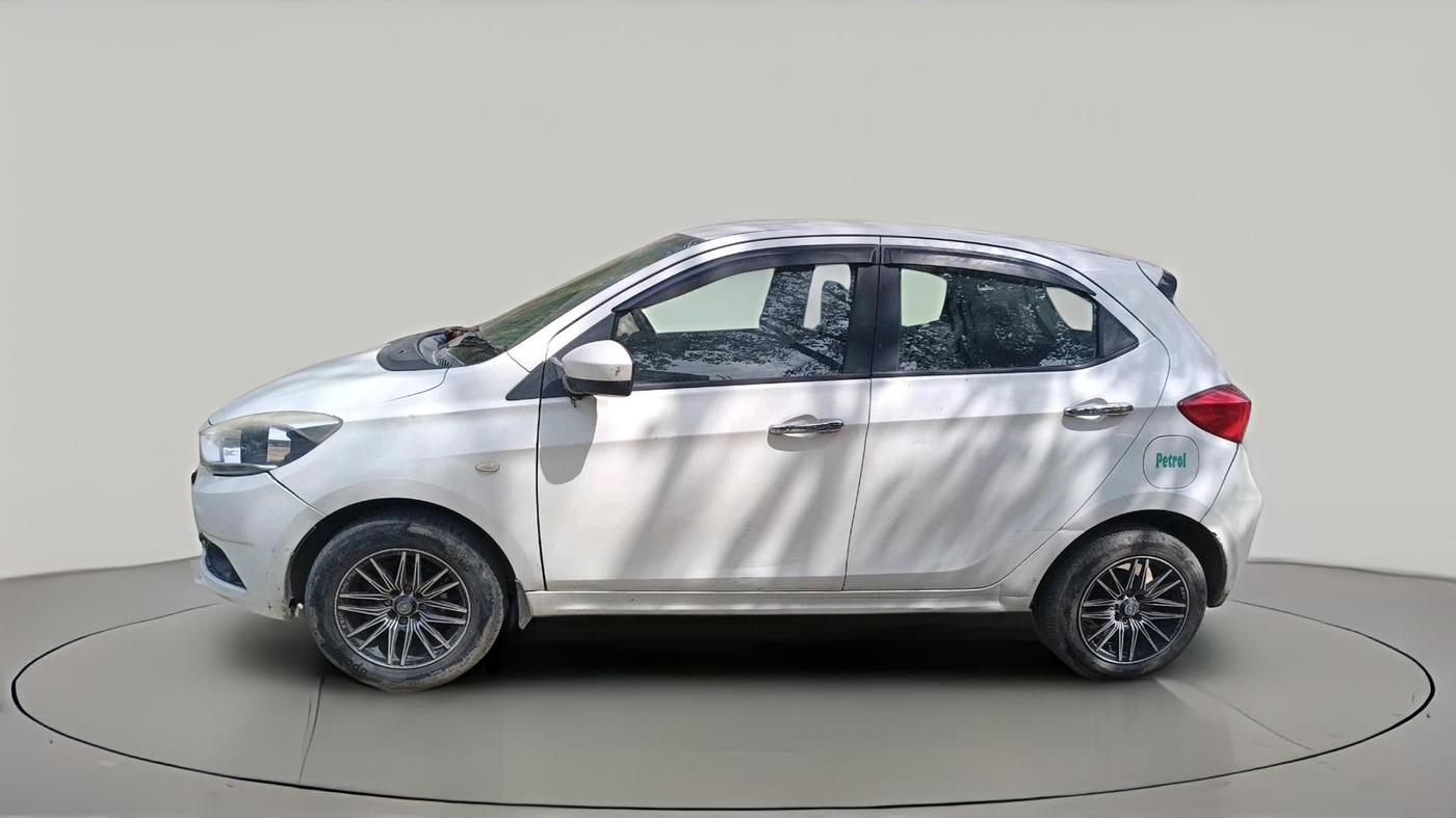 2016 Tata Tiago XT PETROL, CNG, Manual, 99,132 km, exterior