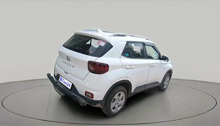 2021 Hyundai VENUE S+ 1.2, Petrol, Manual, 1,10,637 km, exterior