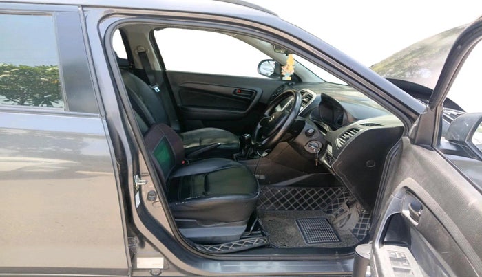 2019 Maruti Vitara Brezza VDI, Diesel, Manual, 1,20,234 km, interior