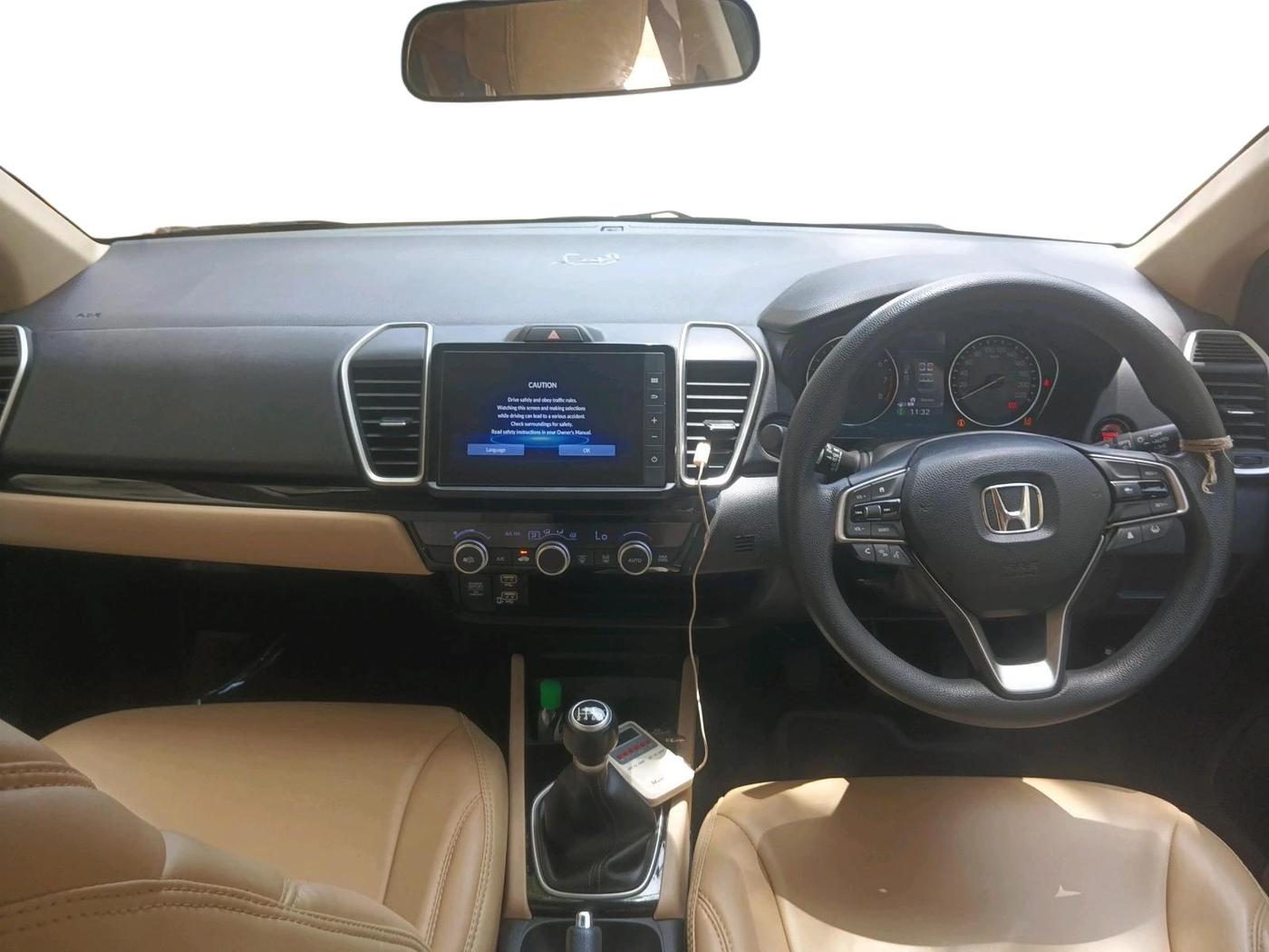 2024 Honda City 1.5L I-VTEC V, Petrol, Manual, 18,004 km, interior