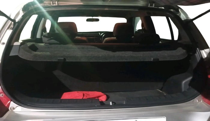 2011 Maruti Swift ZXI, Petrol, Manual, 1,12,395 km, exterior