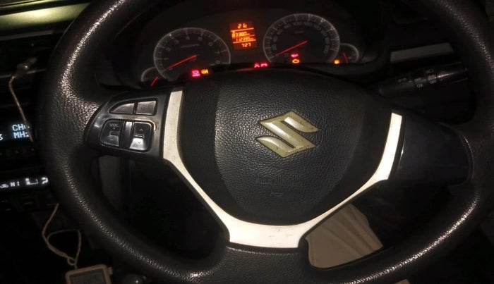 2011 Maruti Swift ZXI, Petrol, Manual, 1,12,395 km, interior