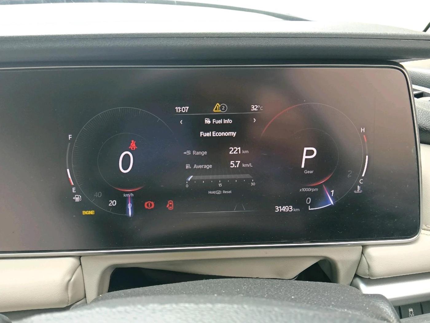 2022 Mahindra XUV700 AX 7 LUXURY P AT 7 STR, Petrol, Automatic, 31,493 km, interior