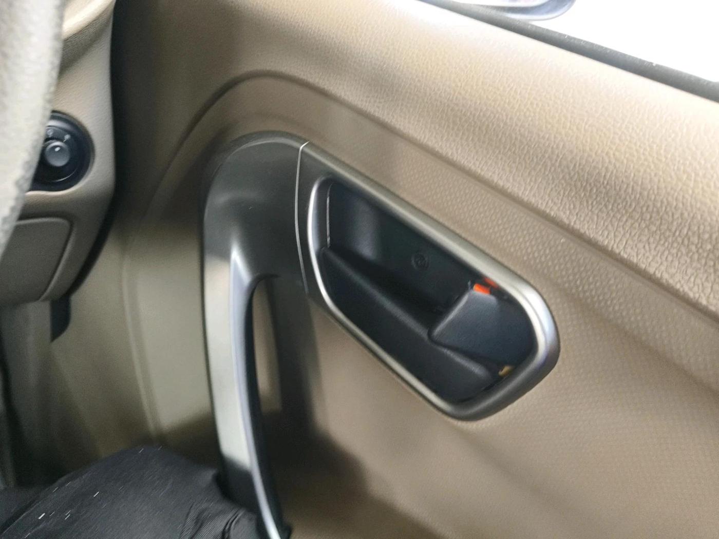 2021 Mahindra BOLERO NEO N 10 (O), Diesel, Manual, 75,565 km, interior