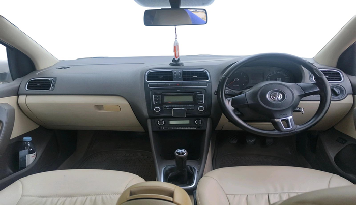 2011 Volkswagen Vento HIGHLINE 1.6 MPI, Petrol, Manual, 1,05,000 km, interior