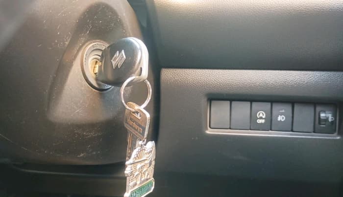 2022 Maruti Swift VXI, Petrol, Manual, 59,298 km, interior