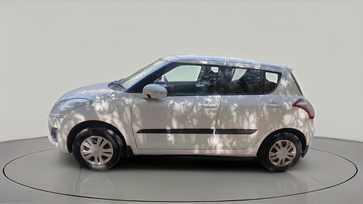 2016 Maruti Swift VXI, CNG, Manual, 73,173 km, exterior