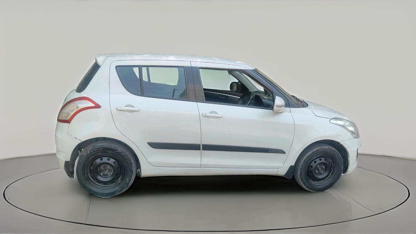 2016 Maruti Swift VXI, CNG, Manual, 73,173 km, exterior