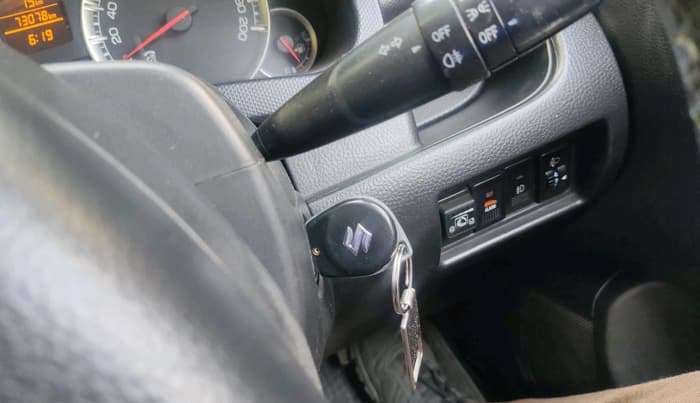 2016 Maruti Ertiga VXI, Petrol, Manual, 73,173 km, interior