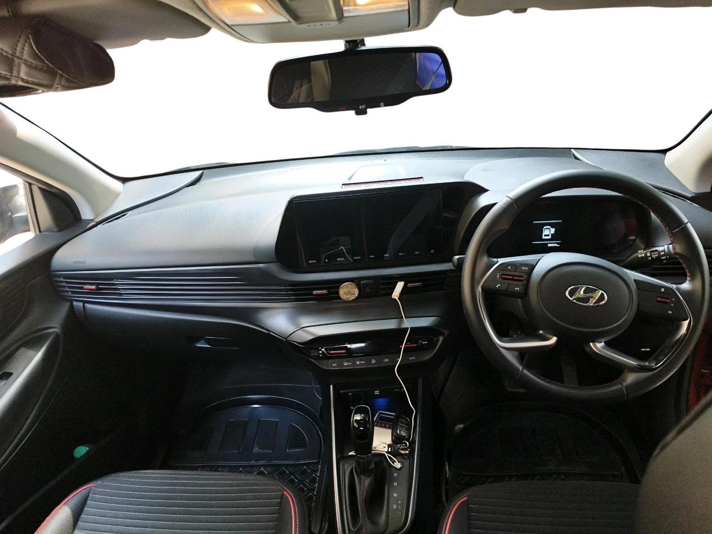 2021 Hyundai NEW I20 ASTA 1.2 AT, Petrol, Automatic, 38,026 km, interior