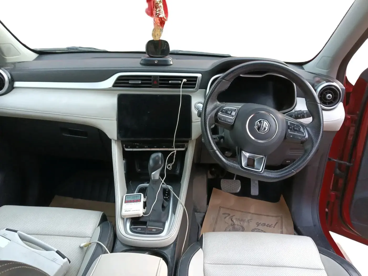2022 MG ASTOR SMART 1.5 CVT, Petrol, Automatic, 55,311 km, interior