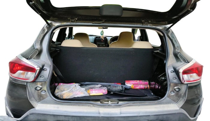 2017 Renault Kwid RXT 1.0 AMT (O), Petrol, Automatic, 30,415 km, exterior