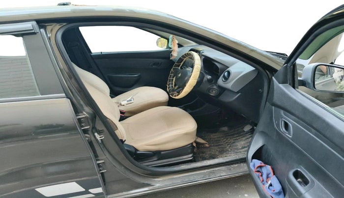 2017 Renault Kwid RXT 1.0 AMT (O), Petrol, Automatic, 30,415 km, interior