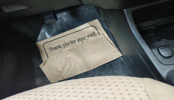 2017 Renault Kwid RXT 1.0 AMT (O), Petrol, Automatic, 30,415 km, interior